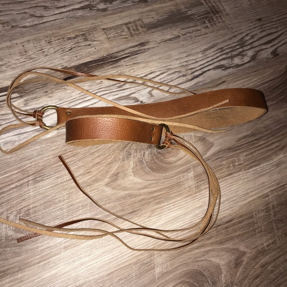 Brown leather tie belt long fringe brass hardware - Picture 8 of 8